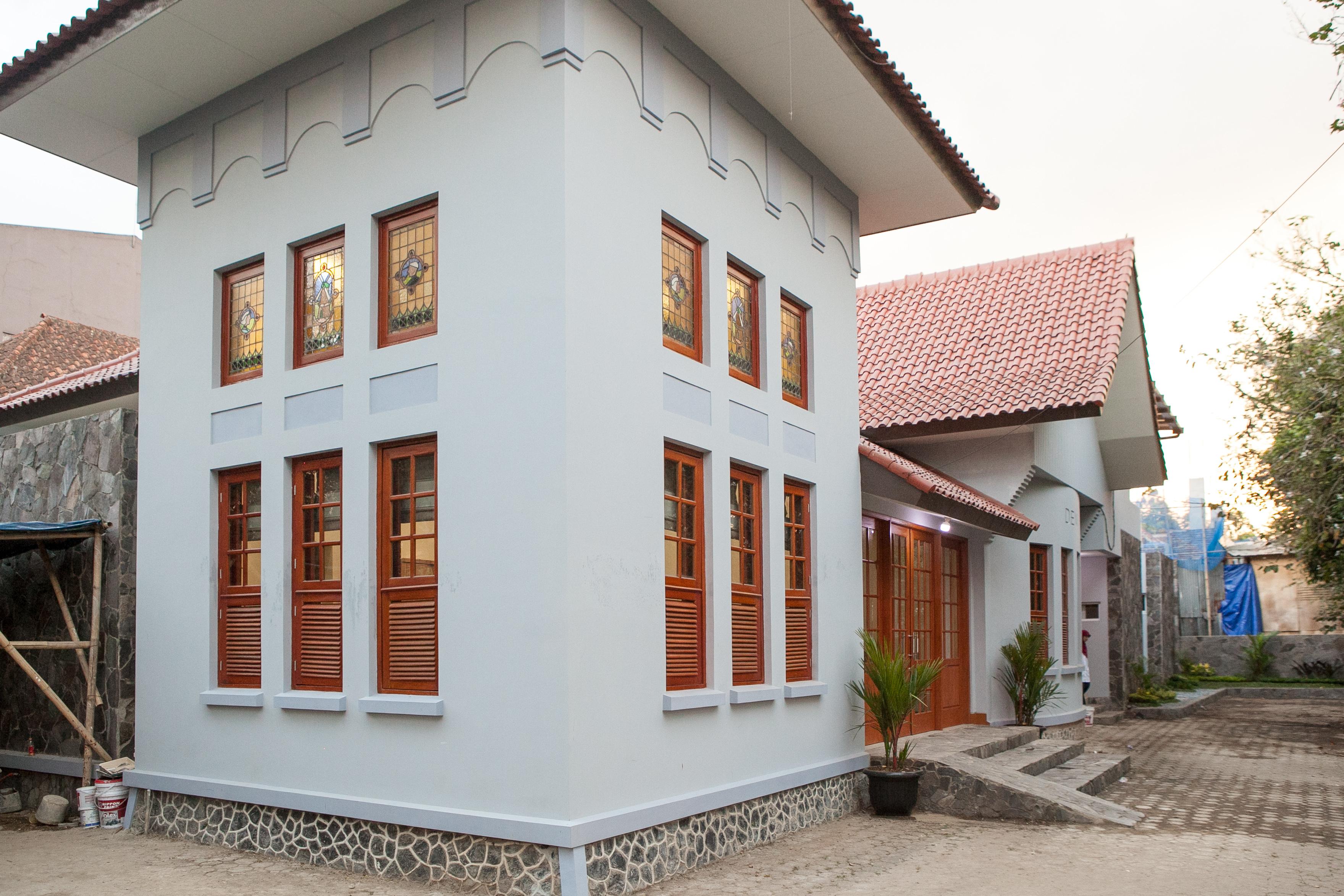 בנדונג Reddoorz Plus Near Pasundan University מראה חיצוני תמונה